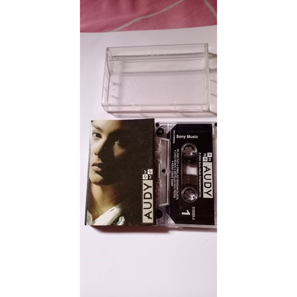 kaset audy 2002