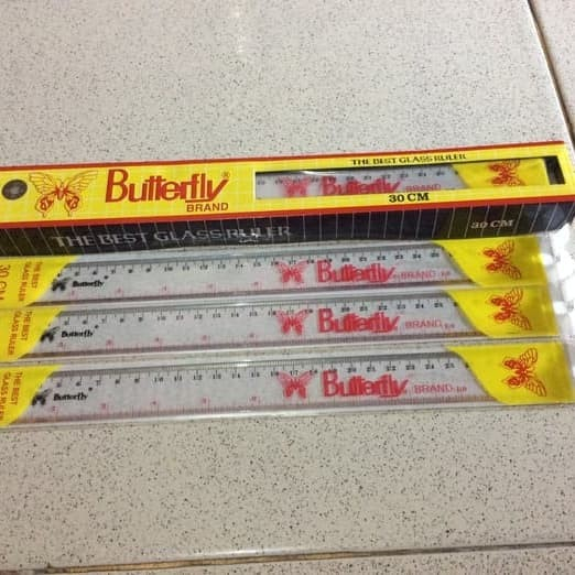 

Penggaris Butterfly SATUAN Ukuran 30 cm Alat Tulis Sekolah Stensil Rulers Stationery ATK Art Seni Perlengkapan Office Drawing Prakarya Alat Ukur Aksesoris Stationery School Garis Garisan Kerajinan Shopping Arena Malang