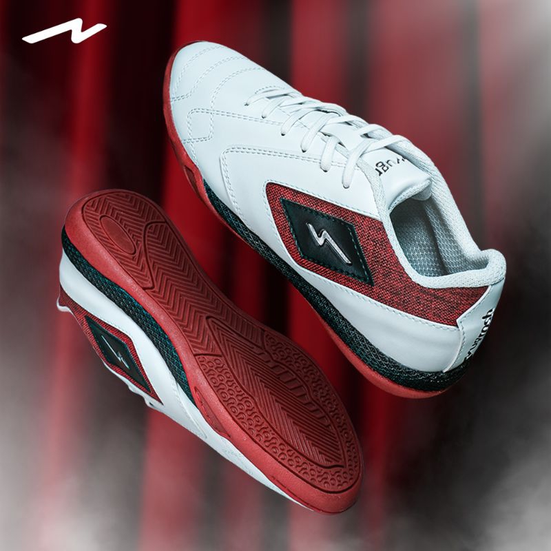 Nugrosh Sepatu futsal REMAIN IN White red