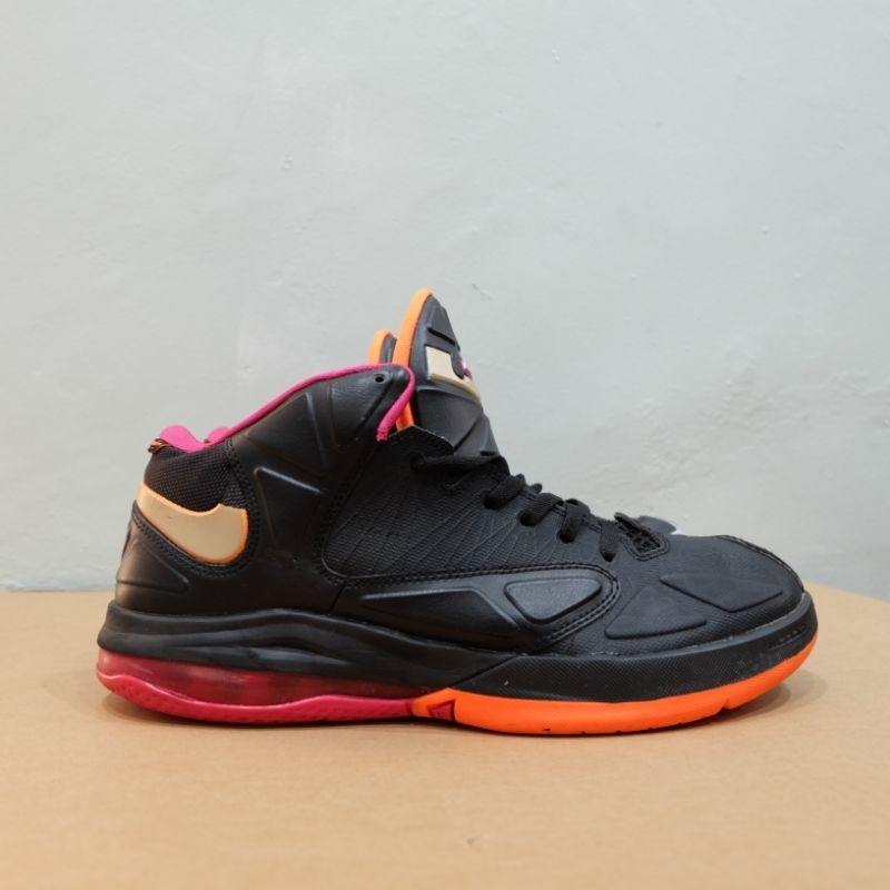 Nike Lebron Ambassador V - Size 44,5