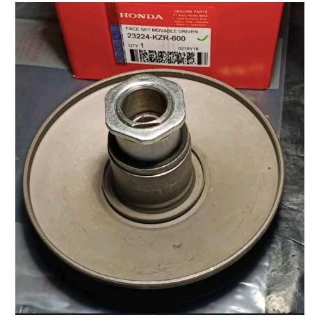 Pulley Only Vario 125 KZR / puli only vario 125 poli only pulley only vario 125 kode KZR