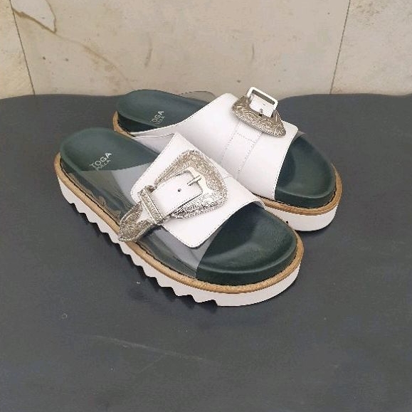 TOGA PULLA 'Pin-Buckle Sandals' - White