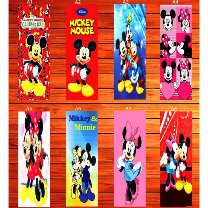 stiker kaca pemasangan dari dalam motif kartun mickey mouse