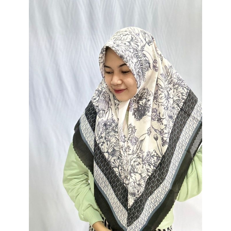 HIJAB SEGI EMPAT VOAL MOTIF LASERCUT PREMIUM TERBARU BEST SELLER || Sisilia series