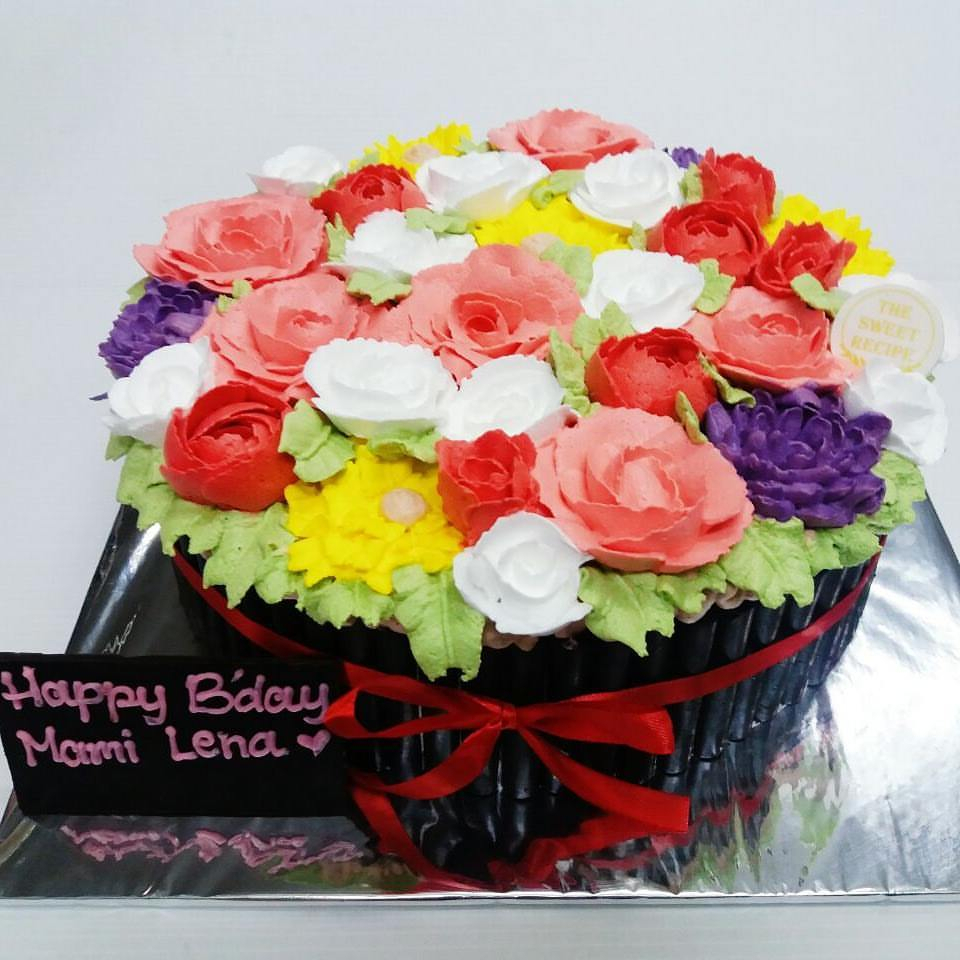 

Cake Rose In the Garden