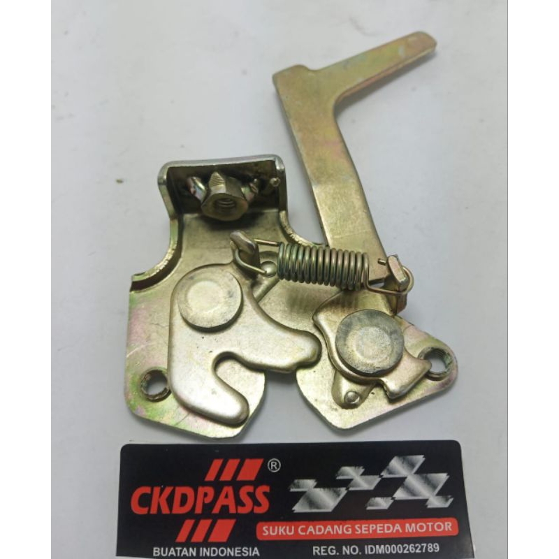 Lawan Kunci Jok Sadel Jok Revo Absolute Revo Fit Blade