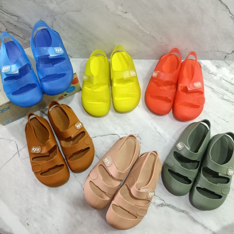 Igor sepatu balitasage
pink nude
blue
size 24-29
