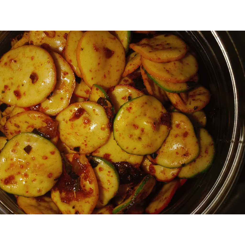 

KRUBLAKK PEDAS DAUN JERUK KEMASAN TOPLES CANTIK