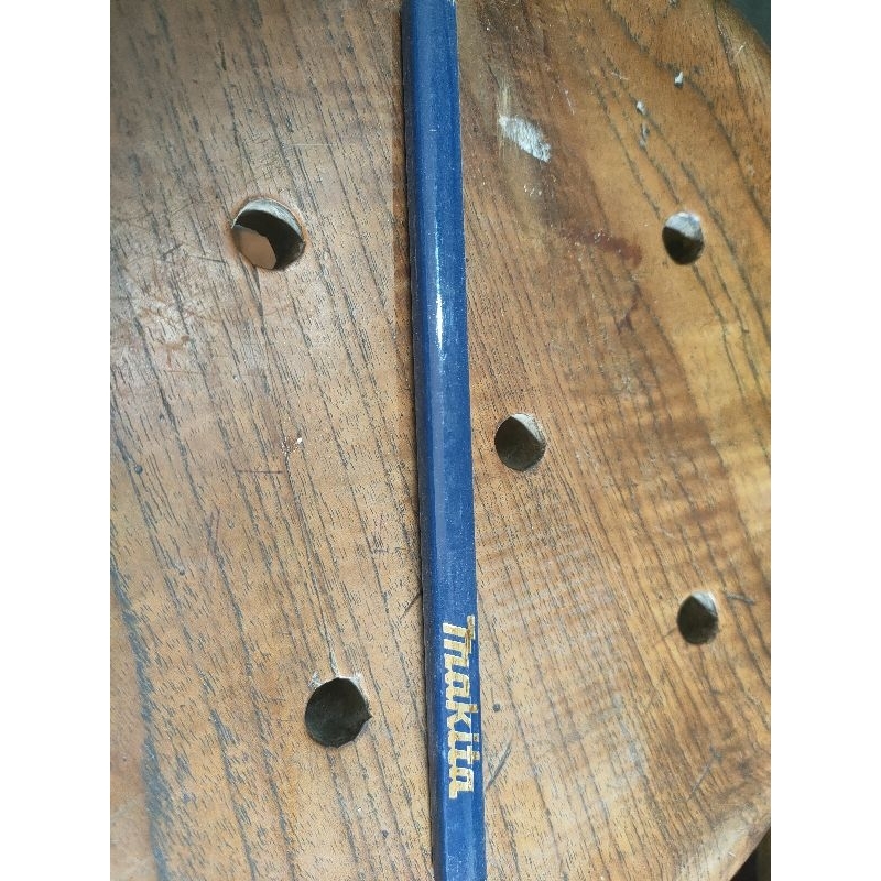 

Pensil Tukang Makita