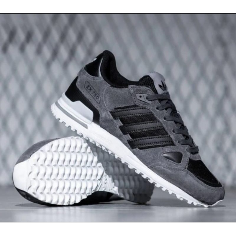 Sepatu Sneakers Pria Adidas Zx 750 Grey Original
