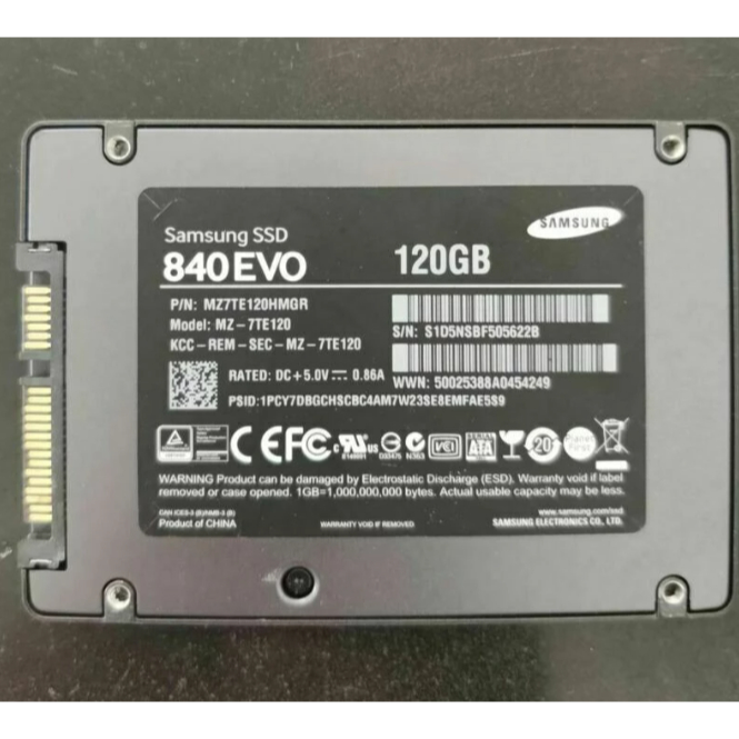 SSD Sata 120GB 2,5 inch Sata 3 Merk SAMSUNG