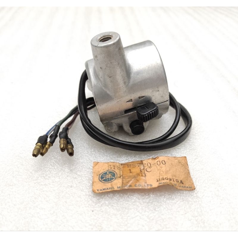 holder sakelar saklar kanan yamaha V75 V-75 original japan
