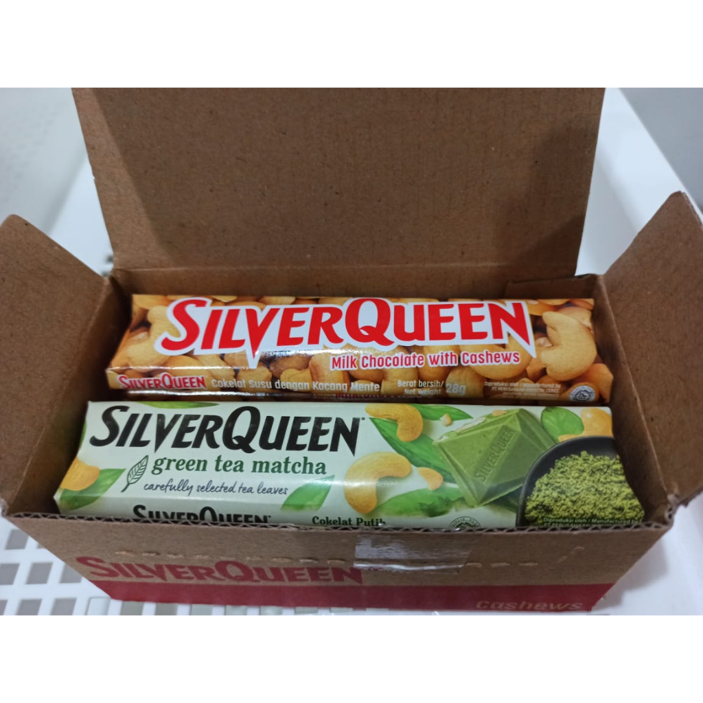 SILVERQUEEN 25GR (BOX isi 10 PCS) - COKELAT SILVER QUEEN Cashew / Almond / Green Tea / YogHurt Very Berry  (BOX)