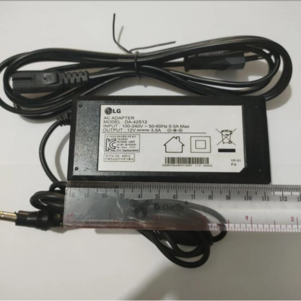 ADAPTOR 3.5A 12V LG KOREA JC 2.1X5.5 KABEL AC 8 body besar y bosku