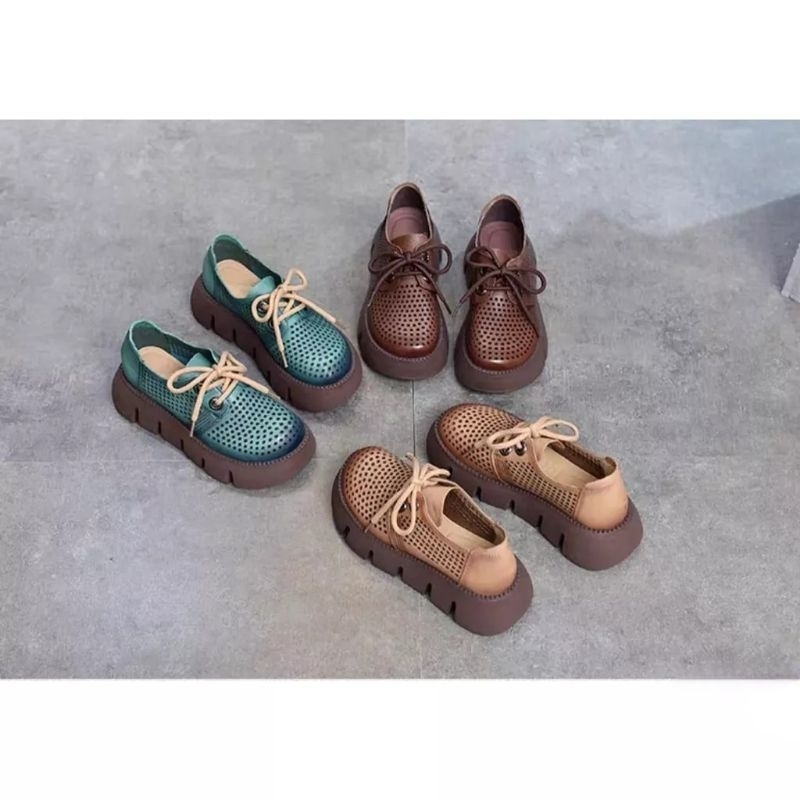 Clarks Sepatu Kulit Wanita Sneakers 100 % Kulit Asli AH 2883 / Sepatu Kets Kekinian / Sneakers Nyama