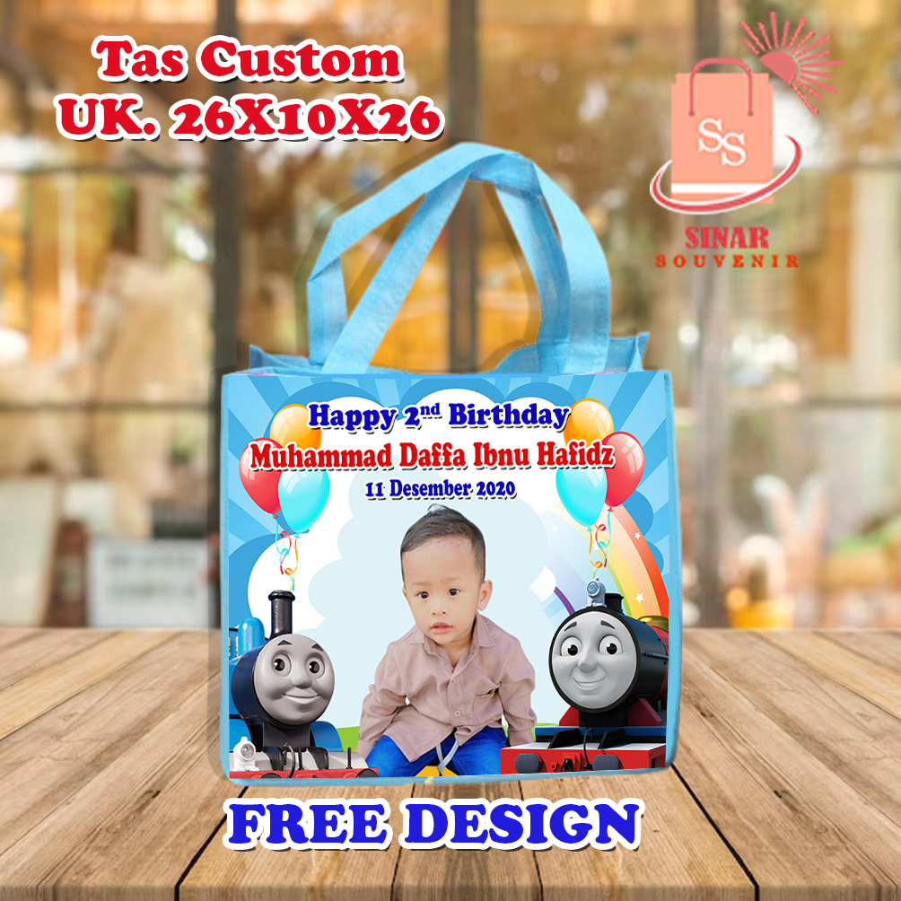 

Tas Ultah CUSTOM uk 26 x 10 x 26- GOODIE BAG MURAH