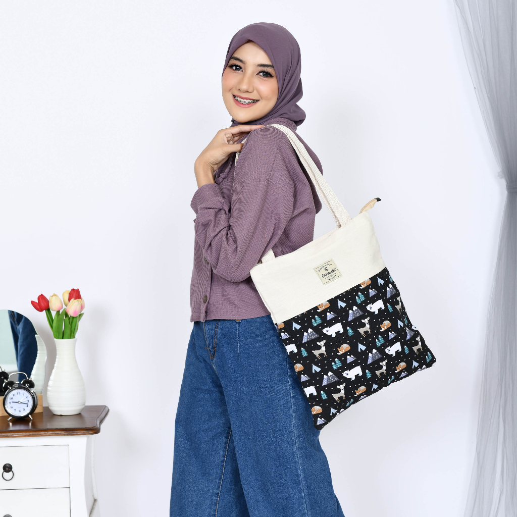 Tas Tote Bag Aesthetic Resleting Kuliah Wanita Kekinian bahan kanvas Polos dan Canvas motif bisa custom sablon untuk seminar souvenir gift dll