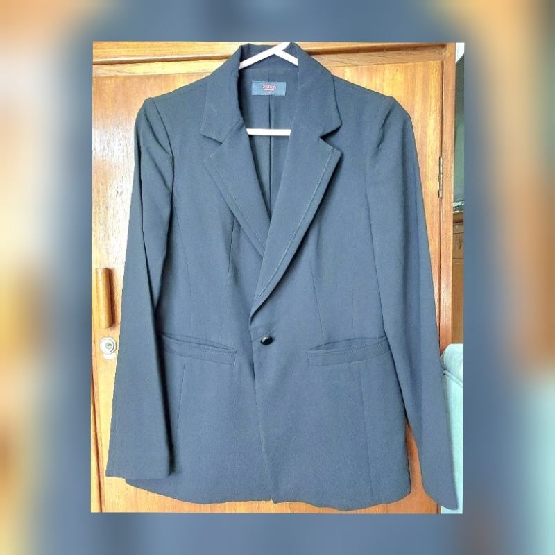 Blazer baju kerja hitam merk Zishen preloved