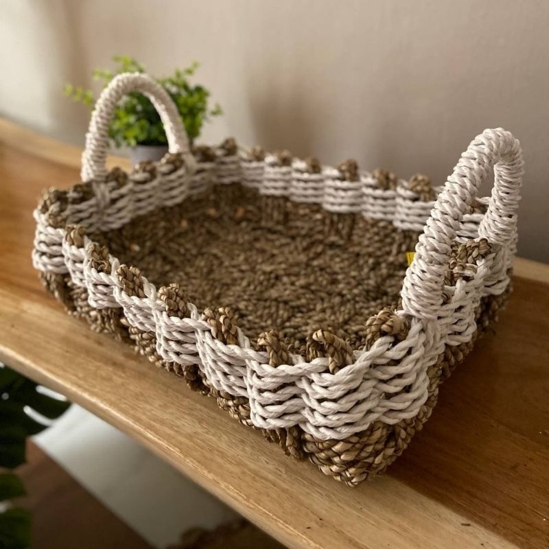 

Keranjang Hampers Anyaman Gedhek Seagrass Natural