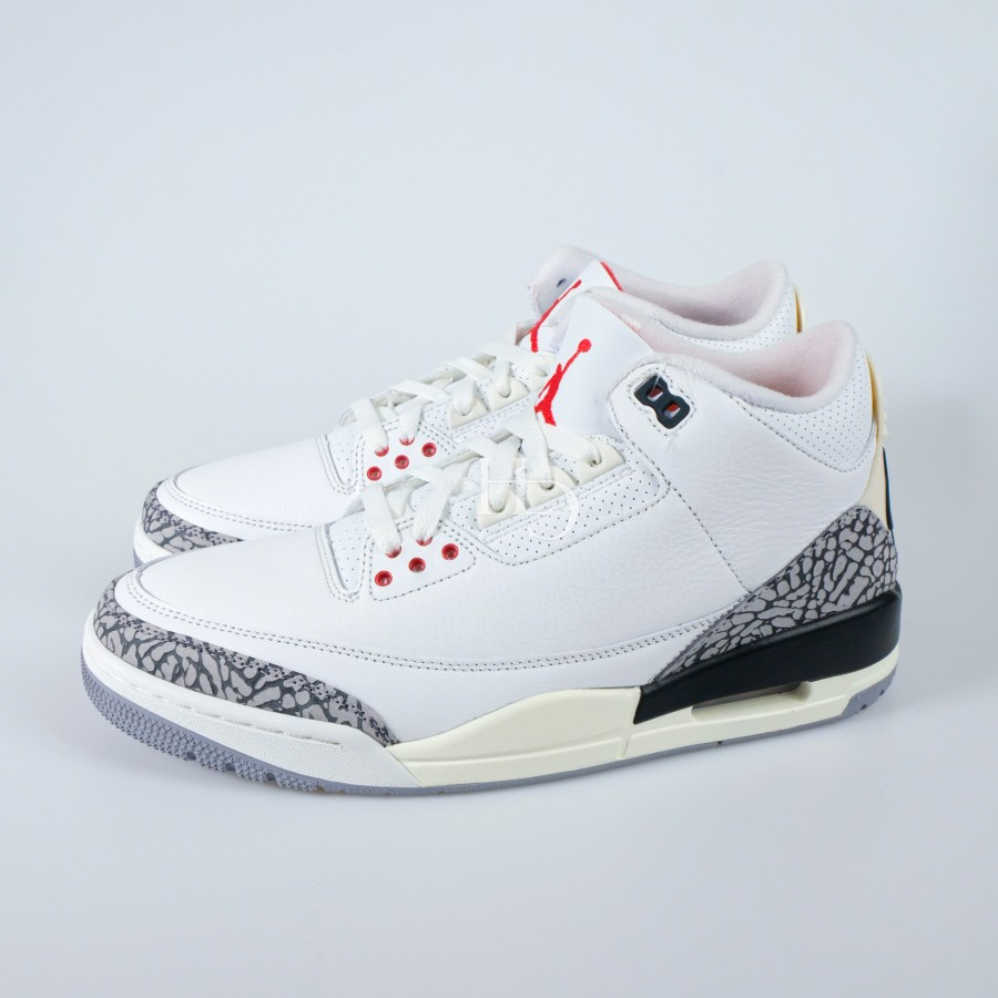 Air Jordan 3 Retro White Cement Reimagined (GS) DM0967-100