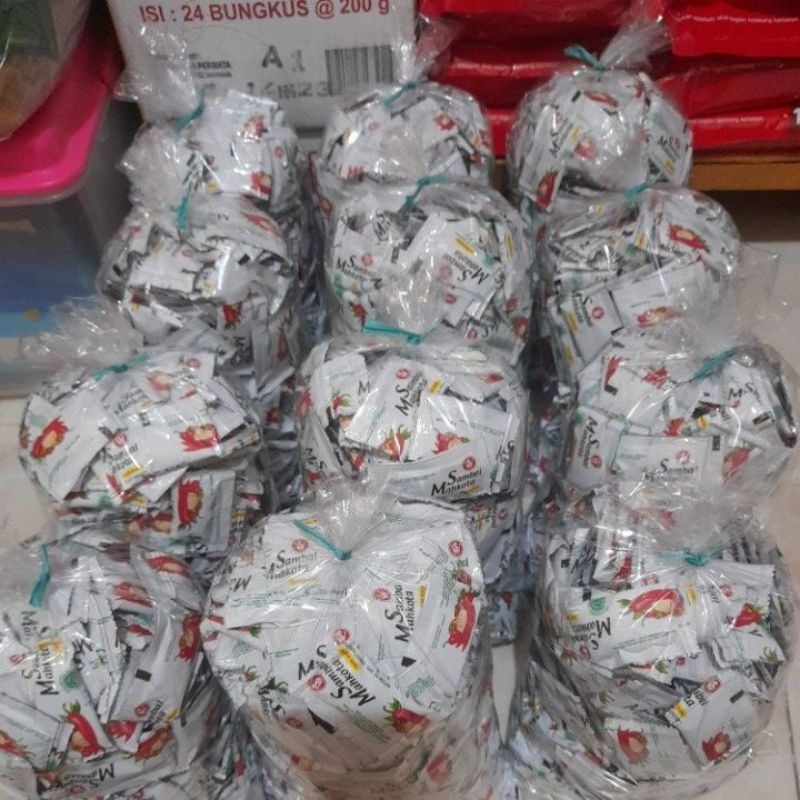

Saus sachet Sambal Mahkota MINI @4g/ sachet..isi kurleb 240 pcs/kemasan