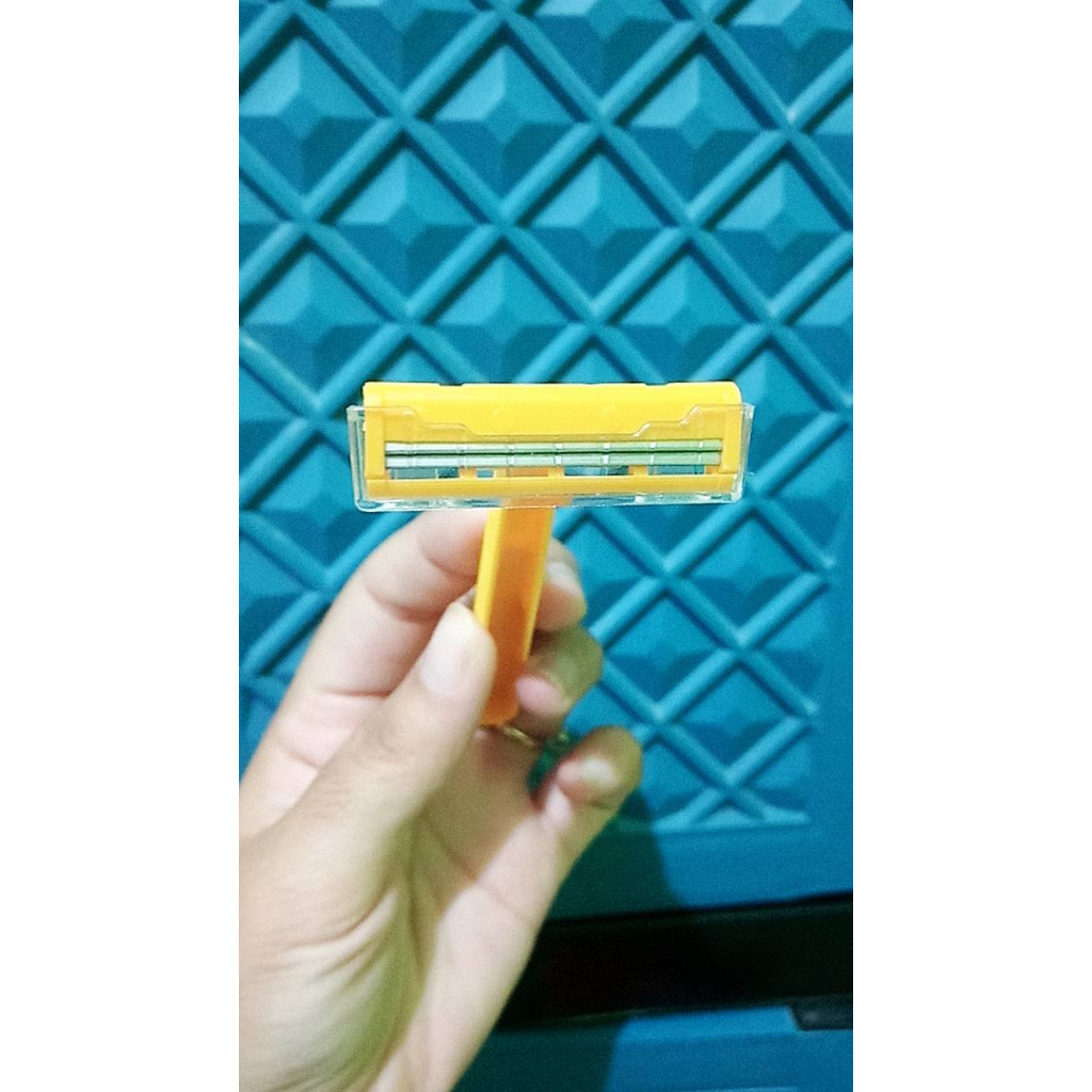 Pisau Cukur Kuning Onemed isi 5pcs