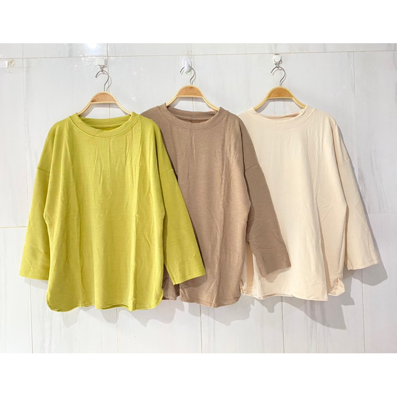 atasan kaos knitted aster blouse merk clarke