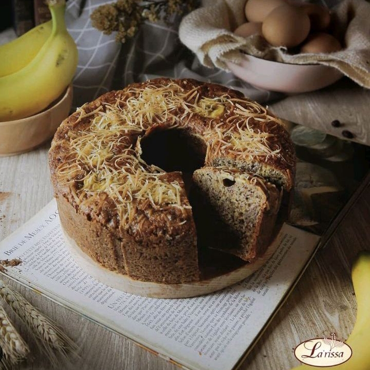 

Bolu pisang keju larissa bakery - banana cake tulban cheese