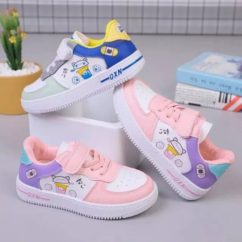 DS Kids - Sepatu Sneakers Anak Perempuan dan Laki-laki QXN