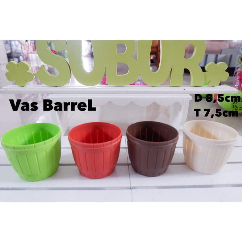 Dekorasi Taman Vas / Pot Bunga Plastik Gentong / BarreL