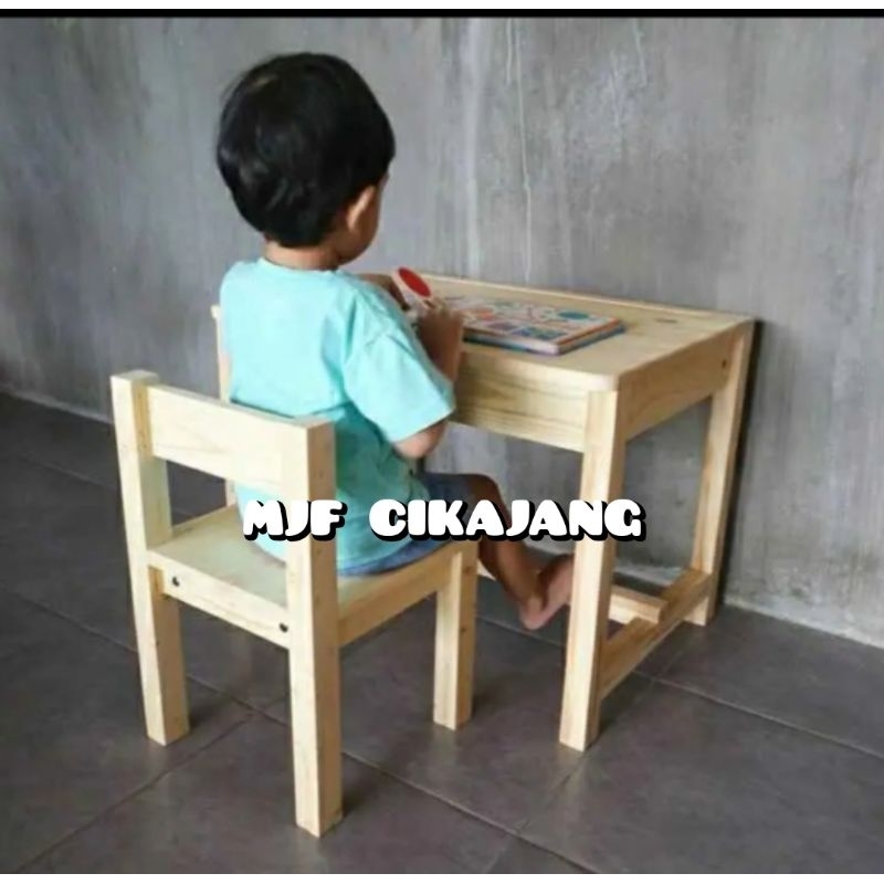 Meja belajar anak kayu Meja belajar kayu asli murah
