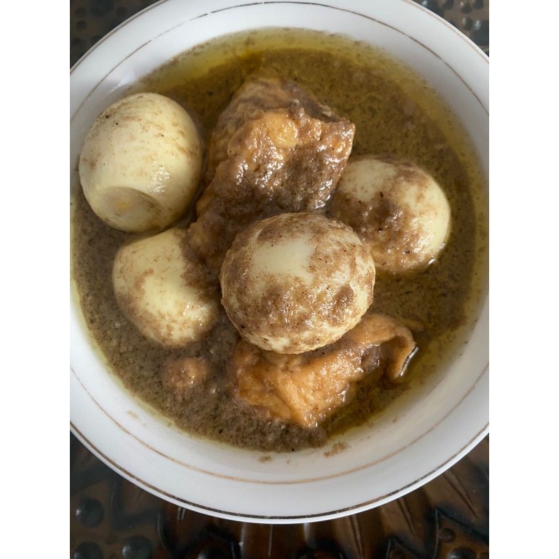 

OPOR TELUR TAHU (4 TELUR+4 TAHU)