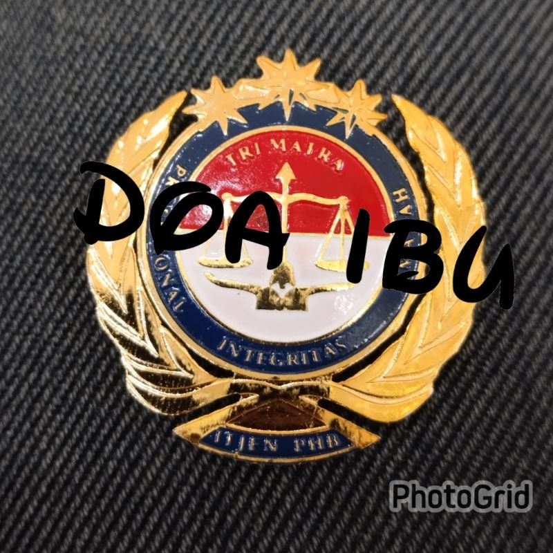 

best seller pin TRI MATRA-magnet