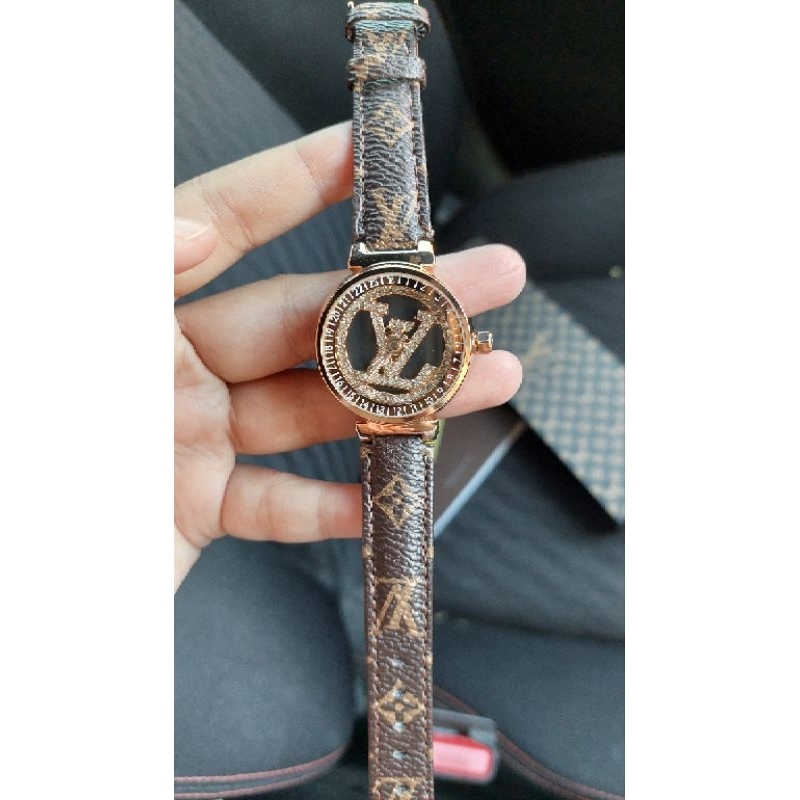 Preloved Jam Tangan LV Putar rare item