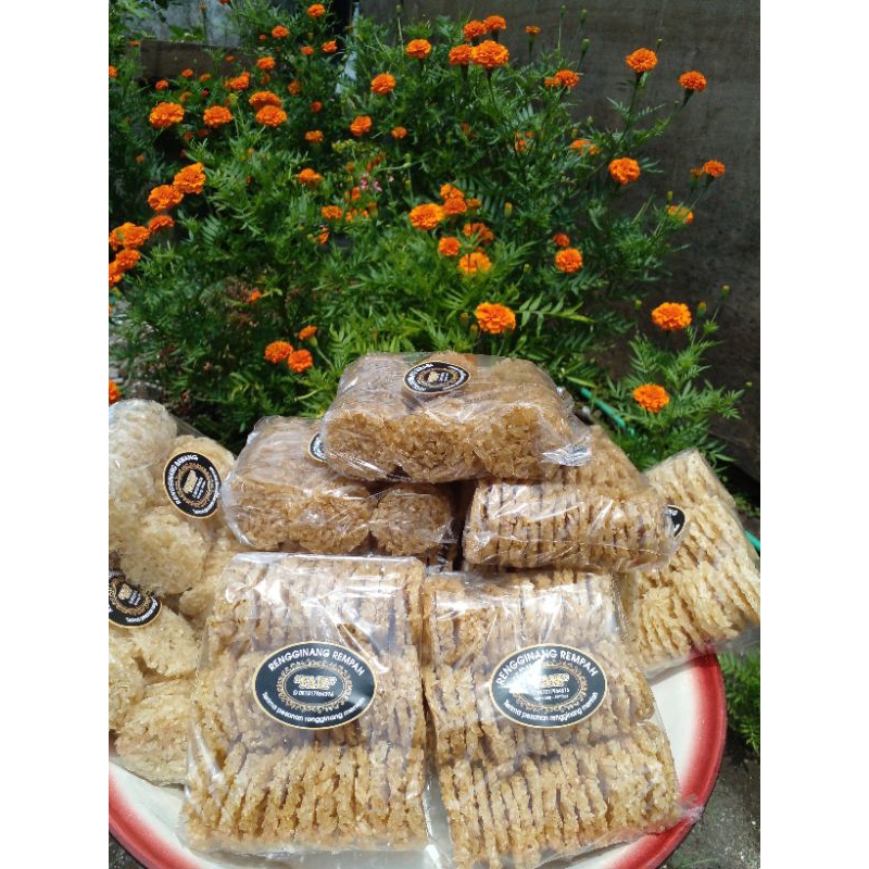 

#rengginangrempah#rengginangtanpajemur#rengginangrenyah#rengginanggurih#oleholehkhasjember#makananpenggantilauk#rengginangtanpapengawet#makananberasketansuper