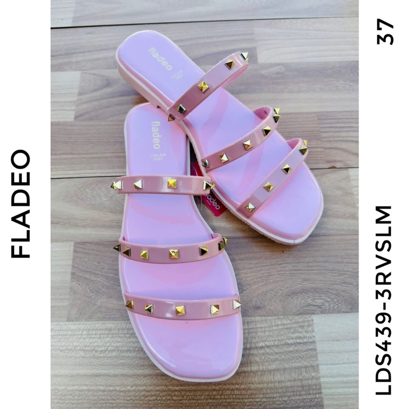 sendal slip flat perempuan size 37