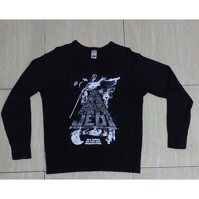 UNIQLO X STARWARS crewneck uni colab starwars sweater starwars UT CN UNIQLO CN STARWARS CREWNECK STA