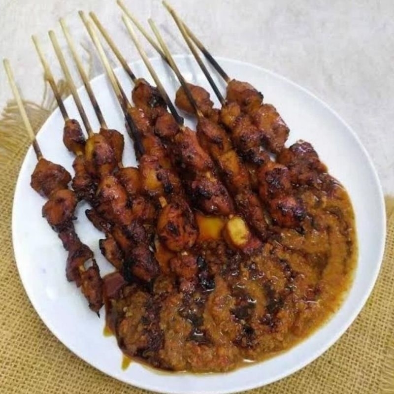 

sate kambing bu lia surabaya isi 15 biji