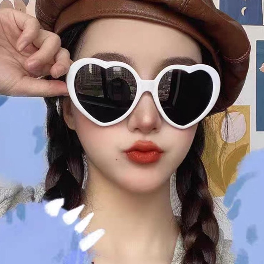 KALSELMALL Kacamata Hitam Wanita Bentuk Hati Kaca Mata Love Cewek Viral Lensa Anti Silau Sinar UV Matahari Fashion Korean Style Korea Cute Murah Warna Warni Anya Nagita Artis Kcamta Itam Item Antiradiasi Optik Mahal KCH46