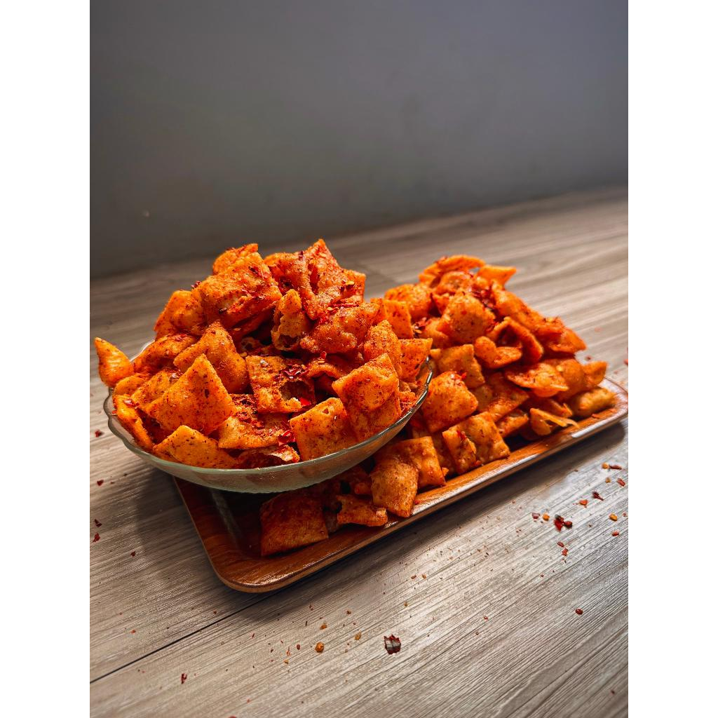 

Korzaln Keripik Cireng Pedas Daun Jeruk 500Gr