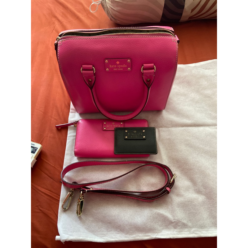 paket ks fusia speedy sling size 27 plus dompet free kartu kondisi sdikit kotor pakai, ransel mk sig