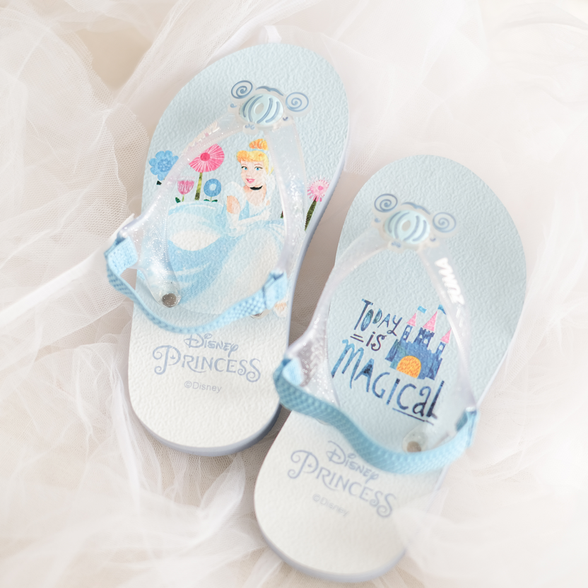 Zuma Baby x Disney Princess Cinderella Blue, Sandal Jepit Bayi Karet Tali Belakang, Biru Muda