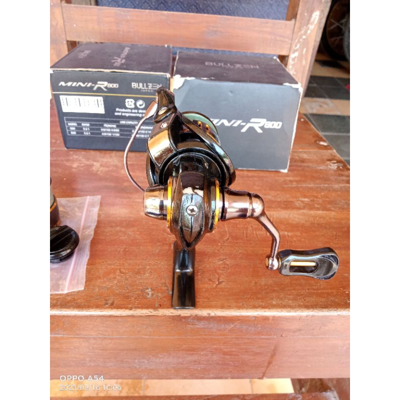 Reel Bossna Mini R 800 Original