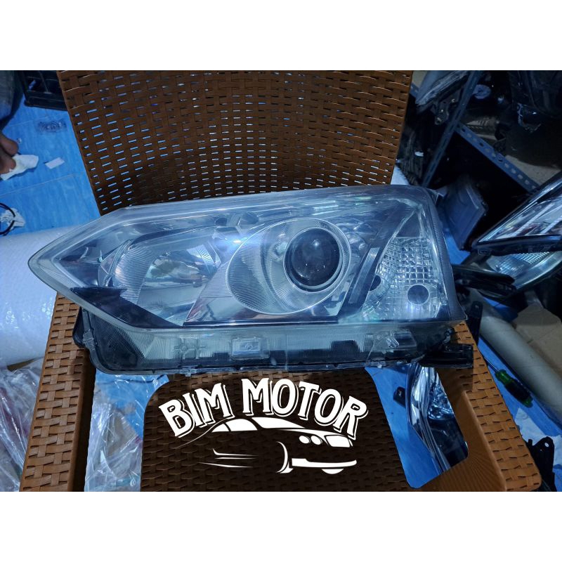 Headlamp lampu depan avanza veloz 2016 2017 2018 original