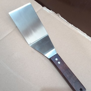 Spatula Burger Pizza Tepanyaki Bengkok Stainless Kape Gagang Kayu