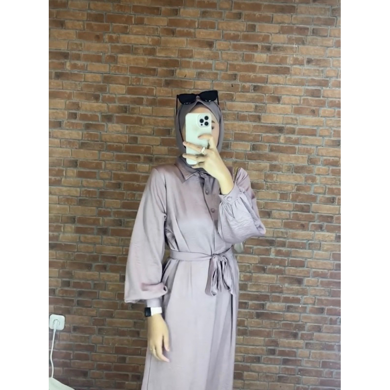 PRELOVED PLAIN ABAYA ARASCARF/ARAKLEIDER