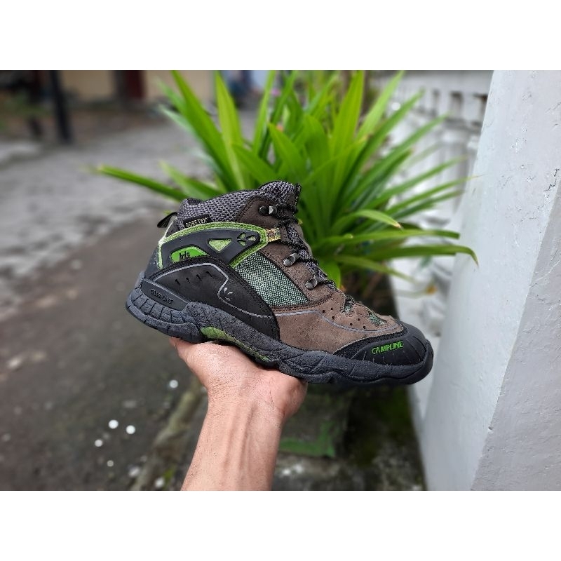 sepatu outdoor campline