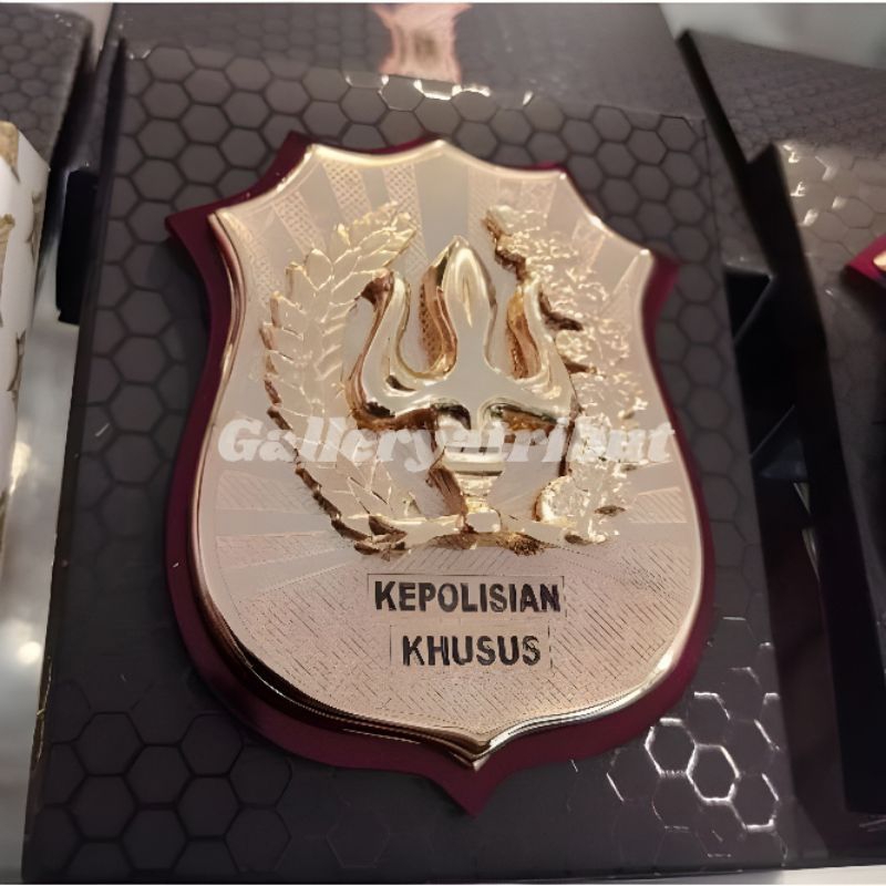 tanda kewenangan polhut kepolisian khusus