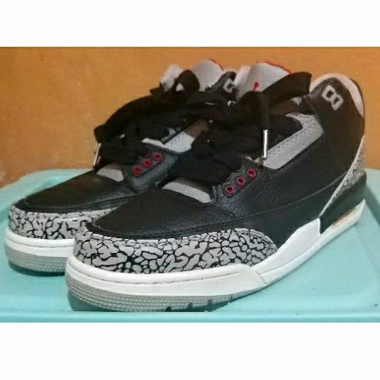 AJ Retro 3 Black Cement second Sz 43