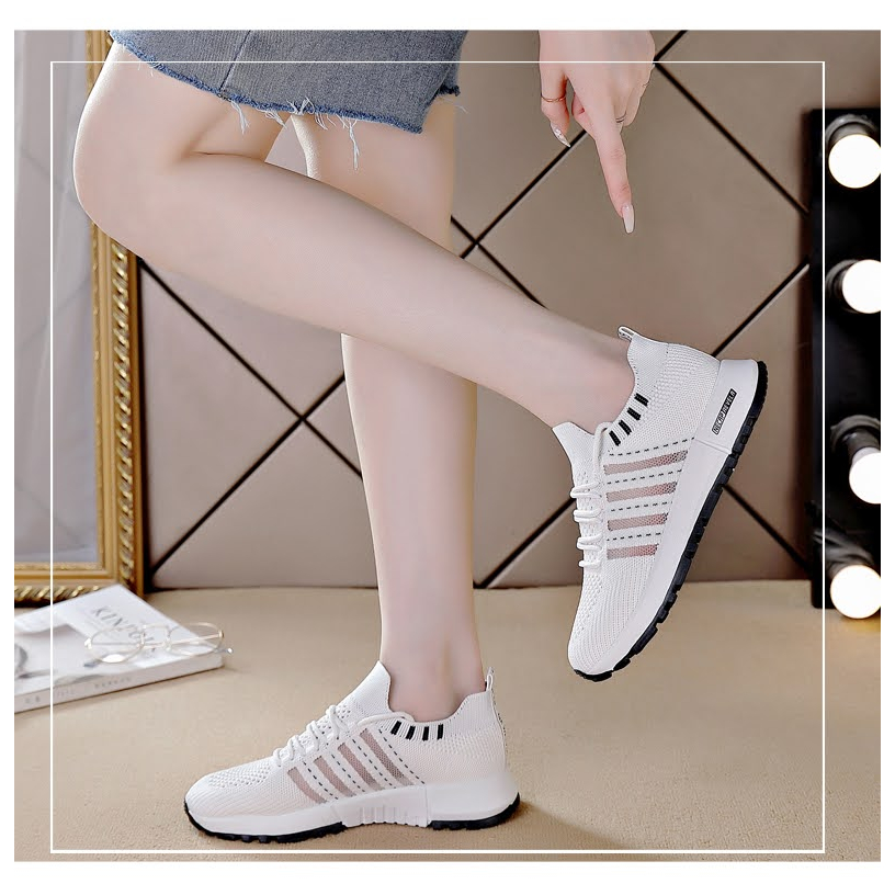 GROSIRTAS &quot;TAPAK FREE BOX&quot; LV0112 Sepatu Sneakers Wanita Import Sepatu Sneakers Sport Wanita Kekinian